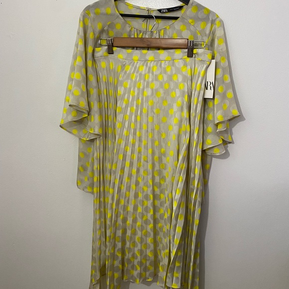 Zara Polka Dot Skirt Set - Picture 5 of 12